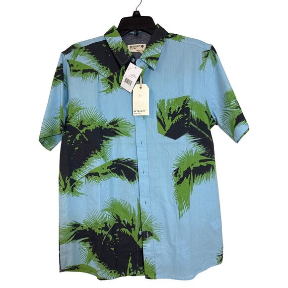 NWT Retrofit Brand MFG. Medium Short Sleeve Button Up 100% Cotton Sky Blue Shirt - Picture 1 of 6